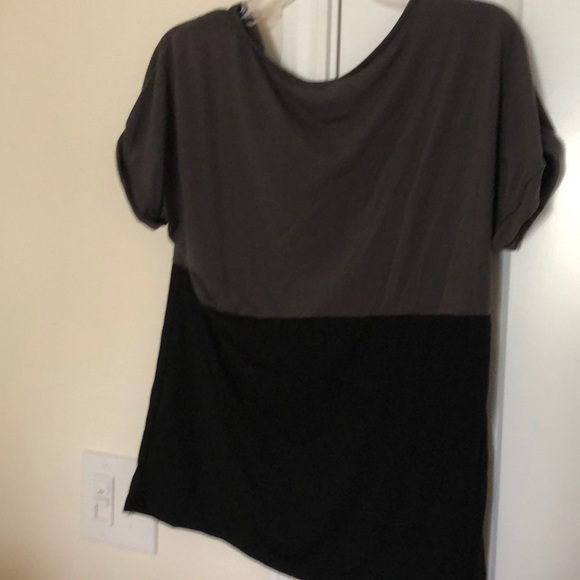 Size medium top - Picture 4 of 4